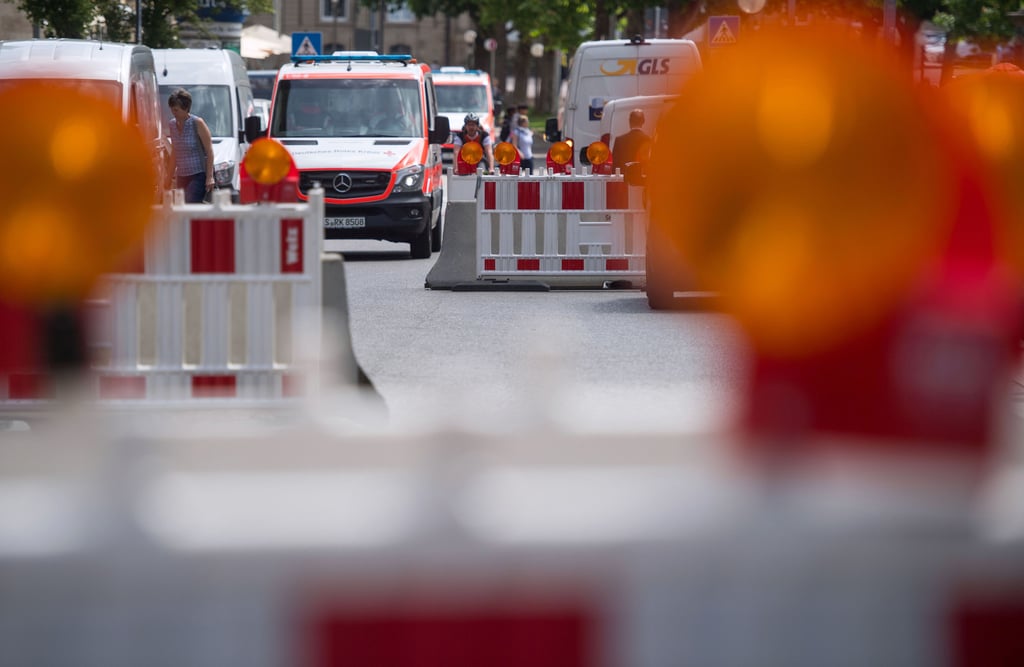Auch Veranstalter von kleineren Festen und Events sollten Sicherheitsmaßnahmen wie Absperrungen in Betracht ziehen.