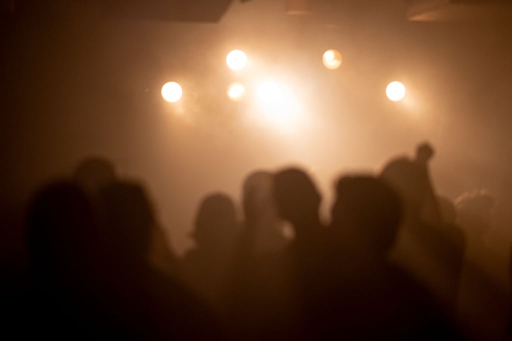 Für den Videodreh verwandelte die Wissenschaftlerin einen Berliner Wohnhauskeller in einen Club. (Symbolbild)