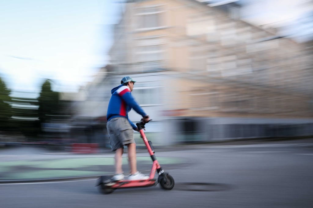 Unfälle mit E-Scootern führen oft zu schweren Verletzungen.