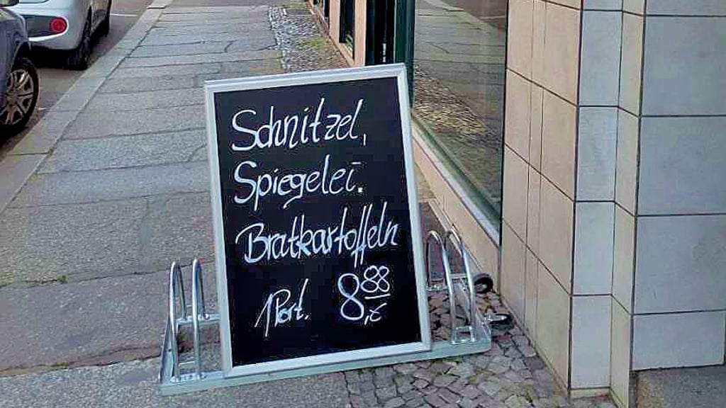 Mit diesem Schild hat die Metzgerei am 9. Mai geworben.