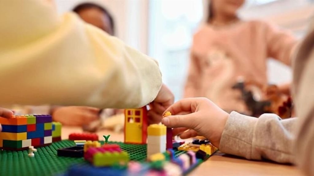 Für die Betreuung ihrer Kinder sollen Zerbster Eltern künftig mehr zahlen.