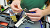 Mit einem Kleinen Waffenschein dürfen Gaspistolen und Schreckschusspistolen geführt werden.