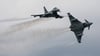 Plötzlich Lärm am Himmel über Wittenberg: Zwei Eurofighter fliegen im Tiefflug.