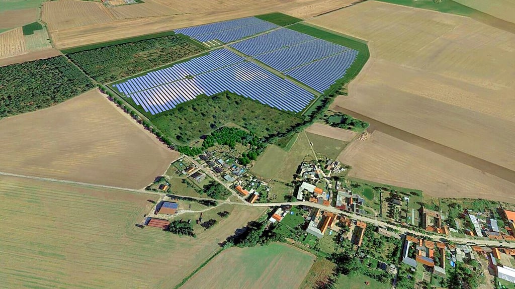 Diese Visualisierung zeigt, wie der Solarpark Karith im Jahr 2028 aussehen soll.