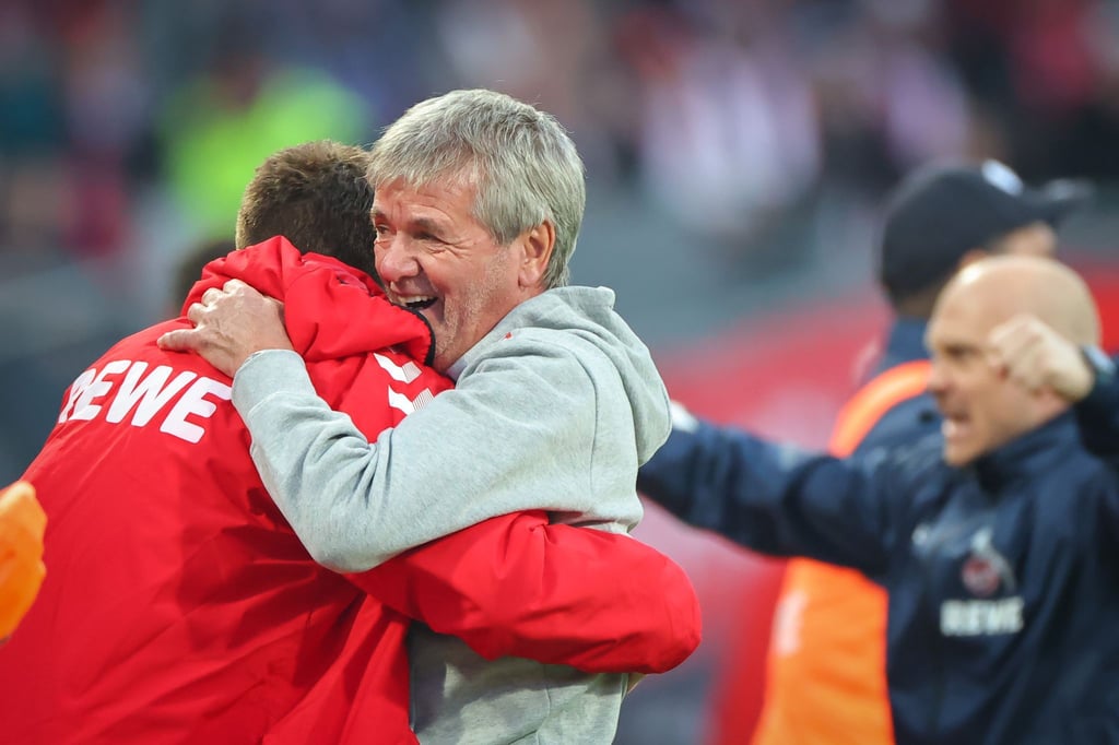 Kölns Trainer Friedhelm Funkel will den Aufstieg in die Bundesliga perfekt machen.