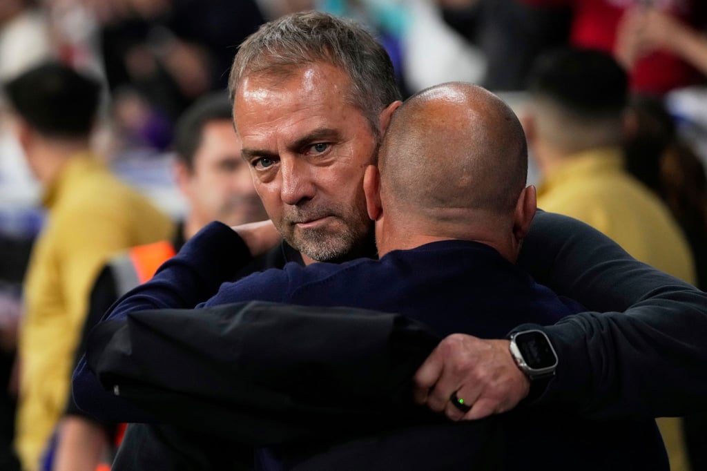 Hansi Flick feiert seinen ersten Meistertitel als Trainer im Ausland.