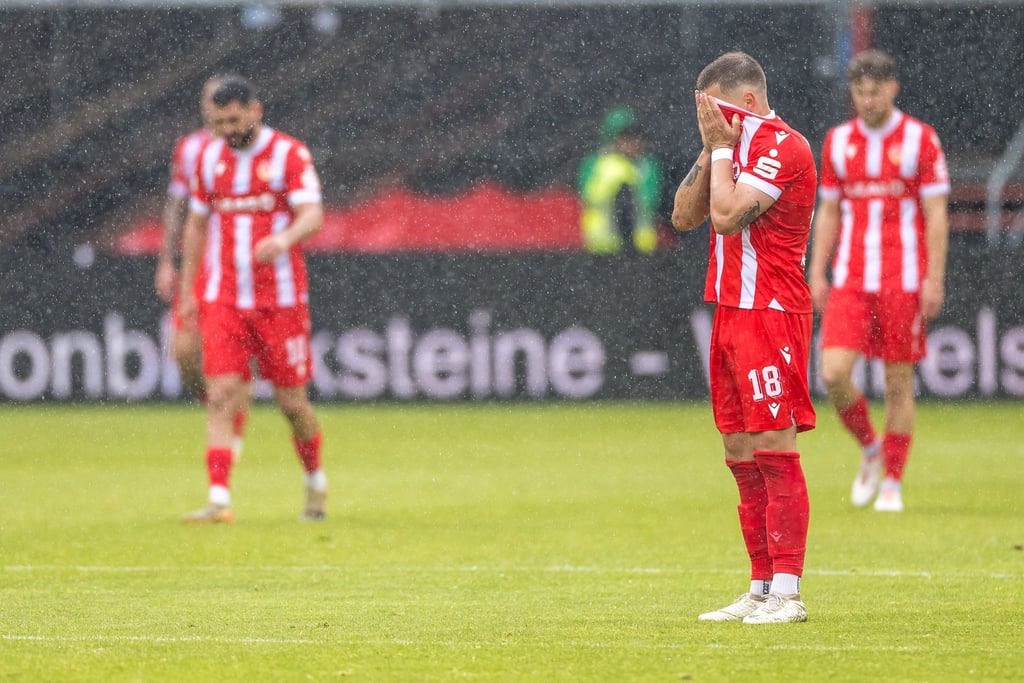 Cottbus verpasst die Aufstiegsspiele.
