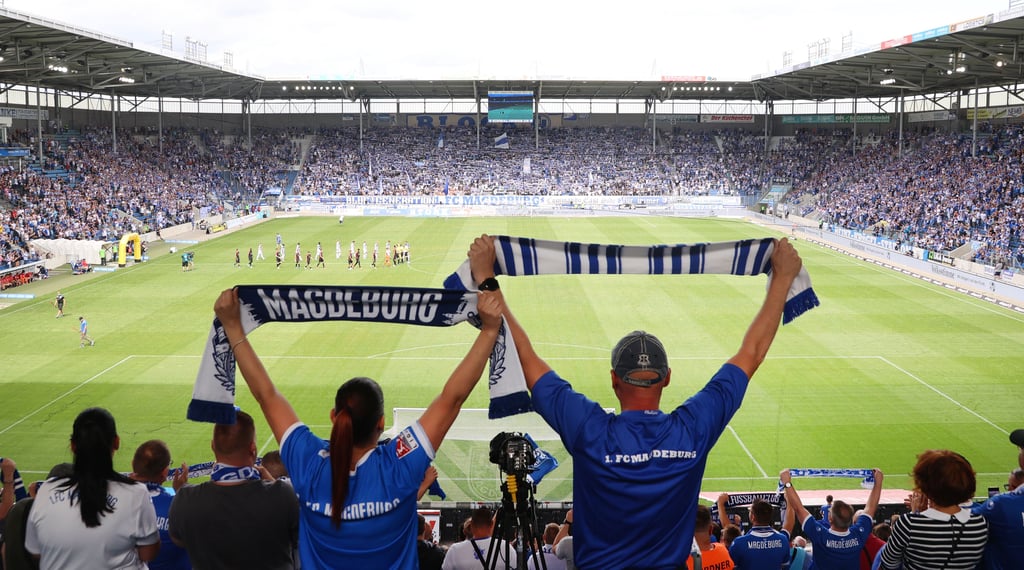Erhoffen sich einen schönen Saisonabschluss: die Fans des Clubs.