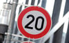 Tempo 20 könnte in einer Wohn- und Geschäftsstraße in Magdeburg eingerichtet werden.