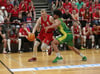 Modestas Paulauskas (li.) muss mit den SBB Baskets ein drittes Mal um den Finaleinzug in der Pro B kämpfen.