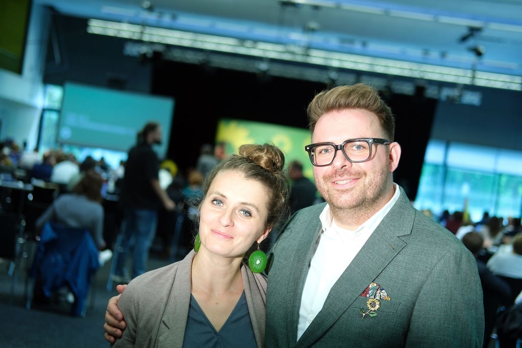 Helbig und Storz gewinnen Kampfabstimmungen in Sachsen.