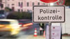 In Görlitz protestieren Menschen gegen die Asylpolitik der Bundesregierung. (Symbolbild)