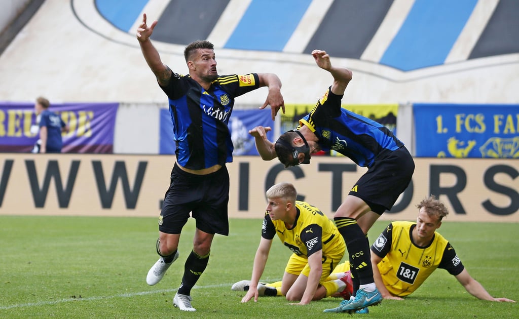 Ex-Magdeburger und Torjäger vom 1. FC Saarbrücken: Kai Brüner. Ihm gelang der Anschlusstreffer gegen den BVB II.
