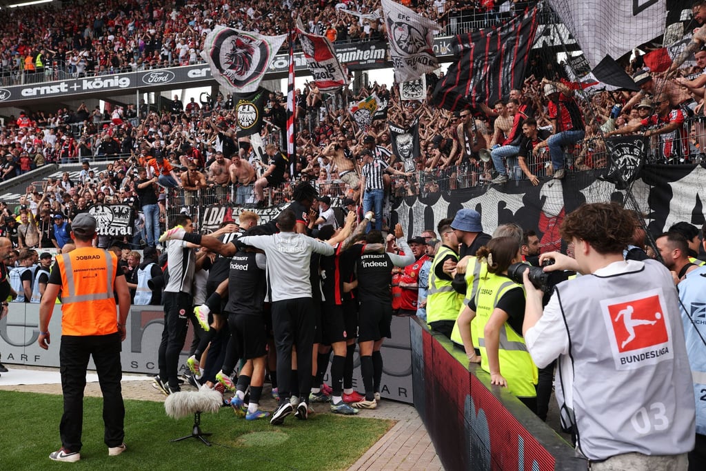 Frankfurt feiert den Champions-League-Einzug.