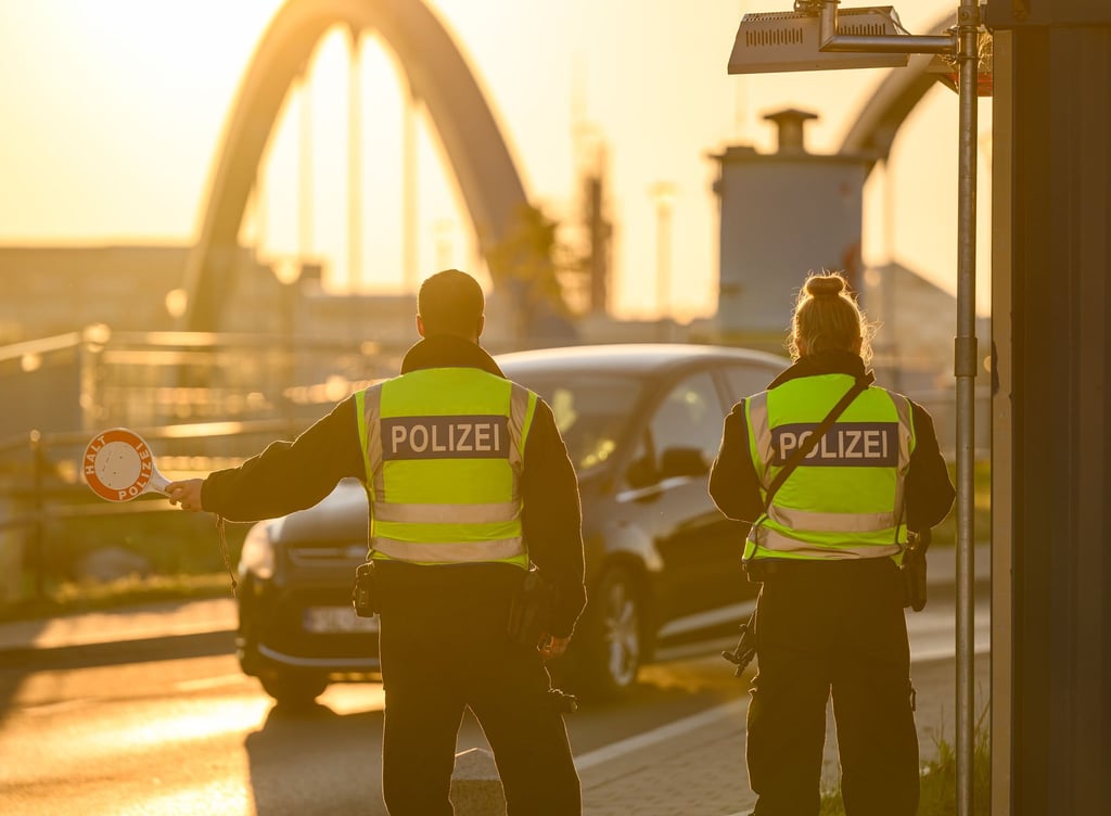 Achtung Kontrolle: Die Bundespolizei schaut jetzt an den Außengrenzen öfter genau hin.
