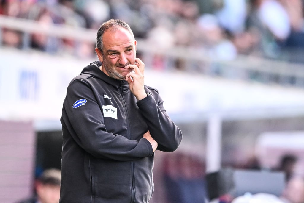 Blickt entschlossen auf das Relegationsduell: Frank Schmidt.