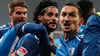 Mo El Hankouri (Mi.) ist einer von sechs Spielern, die den 1. FC Magdeburg verlassen.