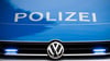 Ein 77-jähriger Mann ist in Bitterfeld-Wolfen das Opfer von Taschendieben geworden.