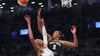 Nyara Sabally (r) und die New York Liberty starteten erfolgreich in die Mission Titelverteidigung.