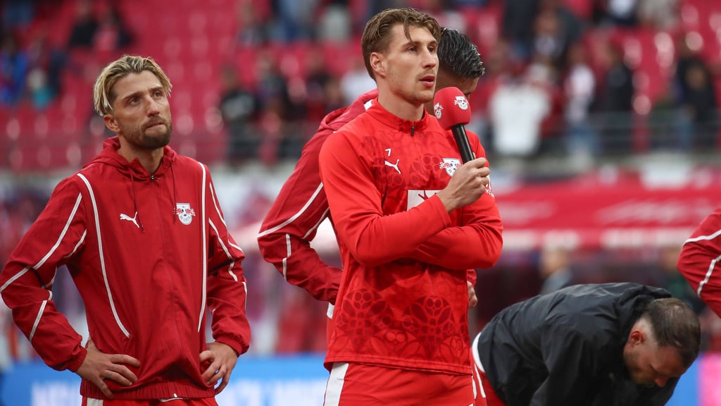 Enttäuschung pur bei den RB-Spielern Kevin Kampl, Willi Orban und David Raum (v.l.)
