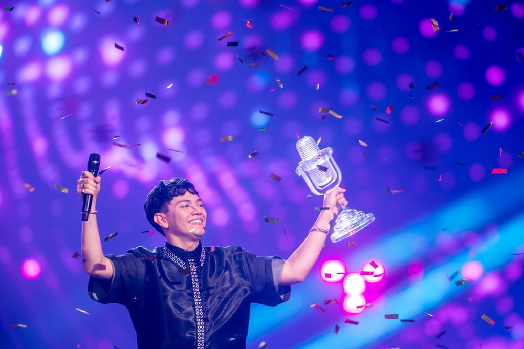 JJ aus Österreich hat den ESC gewonnen.