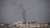 Seit Tagen fliegt die israelische Luftwaffe massive Angriffe auf Ziele im Gazastreifen. Nun sollen Bewohner von Chan Junis die Stadt verlassen.