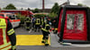 Nach dem Großalarm wurde auf dem Kaufland-Parklatz eine Dekontaminationsschleuse vorbereitet. Neben vier Verletzten mussten diese am Abend auch rund 40 Mitarbeiter und Kunden passieren. 