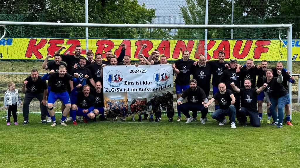 Gleich im ersten Anlauf konnten die Meistershirts angezogen werden: Die ZLG Atzendorf/Förderstedt kehrt in die Landesklasse zurück.