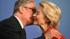 Die Chemie zwischen dem britischen Premier Keir Starmer und EU-Kommissionschefin von der Leyen stimmt schon mal. (Archivbild)