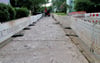 In der Eisenwerkstraße in Calbe haben die Bauarbeiten begonnen. Hier wird der Ausbau eines neuens Fuß- und Radweges durch die Stadt fortgesetzt.