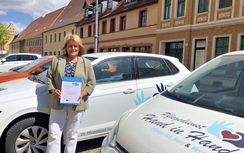 Freut sich sehr über das Landessiegel, das ihrer Firma gute Arbeitsbedingungen bescheinigt: Kirsten Lehmann
