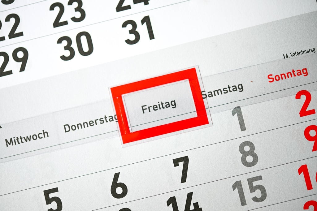 38 Prozent der Arbeitnehmer befürworten Pläne der Bundesregierung, eine wöchentliche statt einer täglichen Höchstarbeitszeit einzuführen. (Symbolbild)