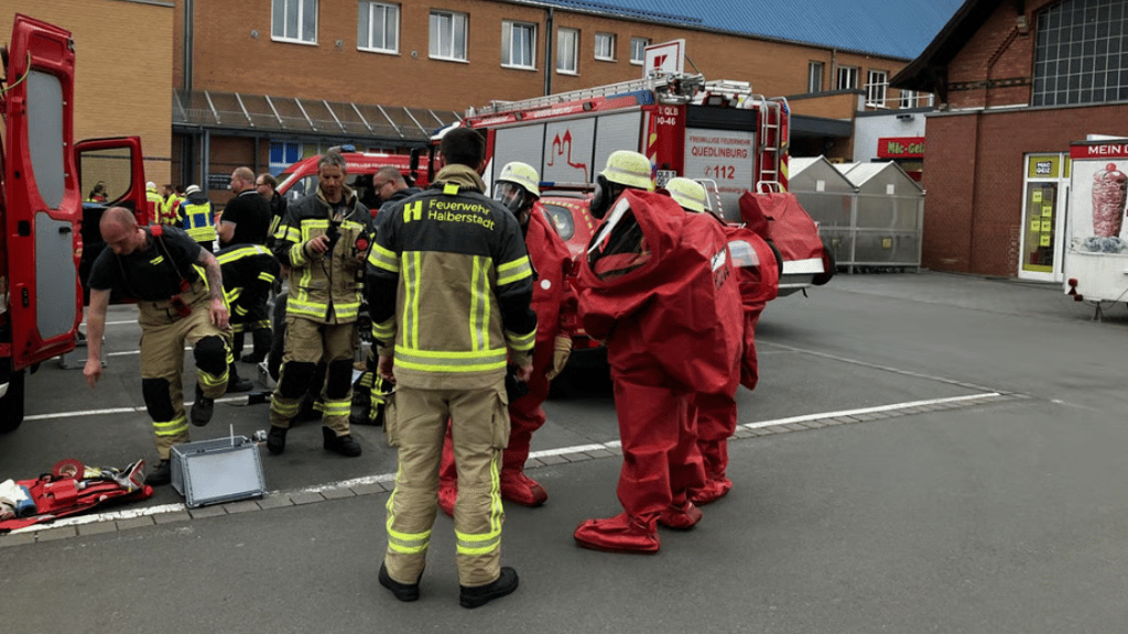 Experten des ABC-Trupps des Katastrophenschutzes waren in Quedlinburg im Einsatz.