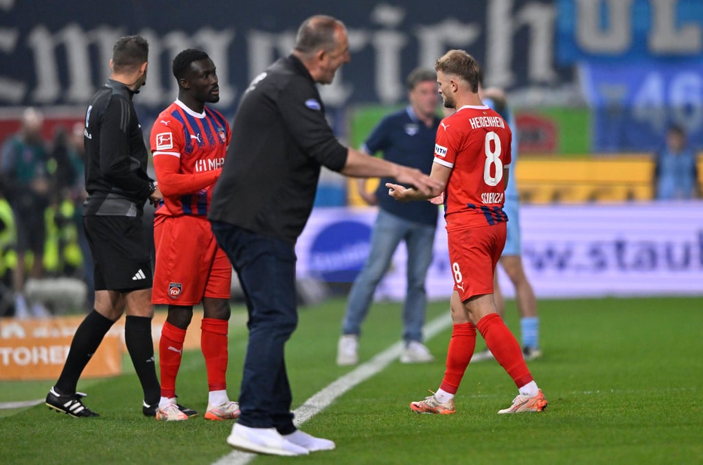 Sirlord Conteh (l.) und Léo Scienza erleben beim 1. FC Heidenheim keine gute Saisonphase.