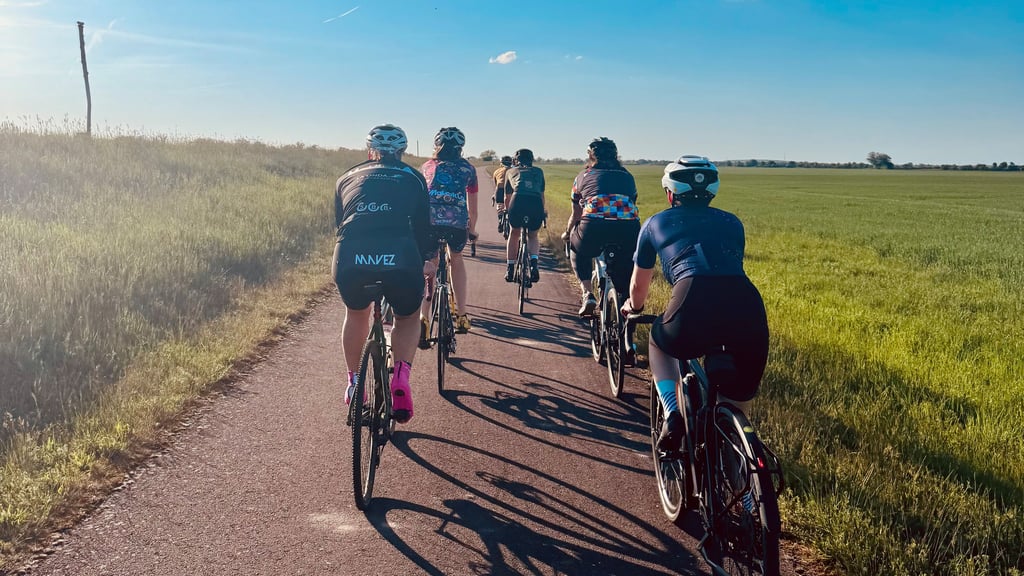 Die "Cycle Sisters" sind ein Mal in der Woche rund um Magdeburg mit dem Fahrrad unterwegs.