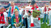 Fans mit „Aufstiegsrasen“.