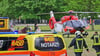 Auf der Herrenbreite wurde die verletzte Person vom RTW in den Rettungshubschrauber umgelagert.