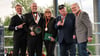 BDB-Präsident Thomas Pütz (li.) überreichte Ulf Steinforth seinen ersten Gürtel. Auch Radsport-Legende Täve Schur (v. r.), Trainer-Ikone Ulli Wegner und Oberbürgermeisterin Simone Borris gratulierten.