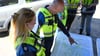 Die Polizei in Ostfriesland bittet bei der Suche nach den vermissten Kindern die Bevölkerung um Mithilfe.