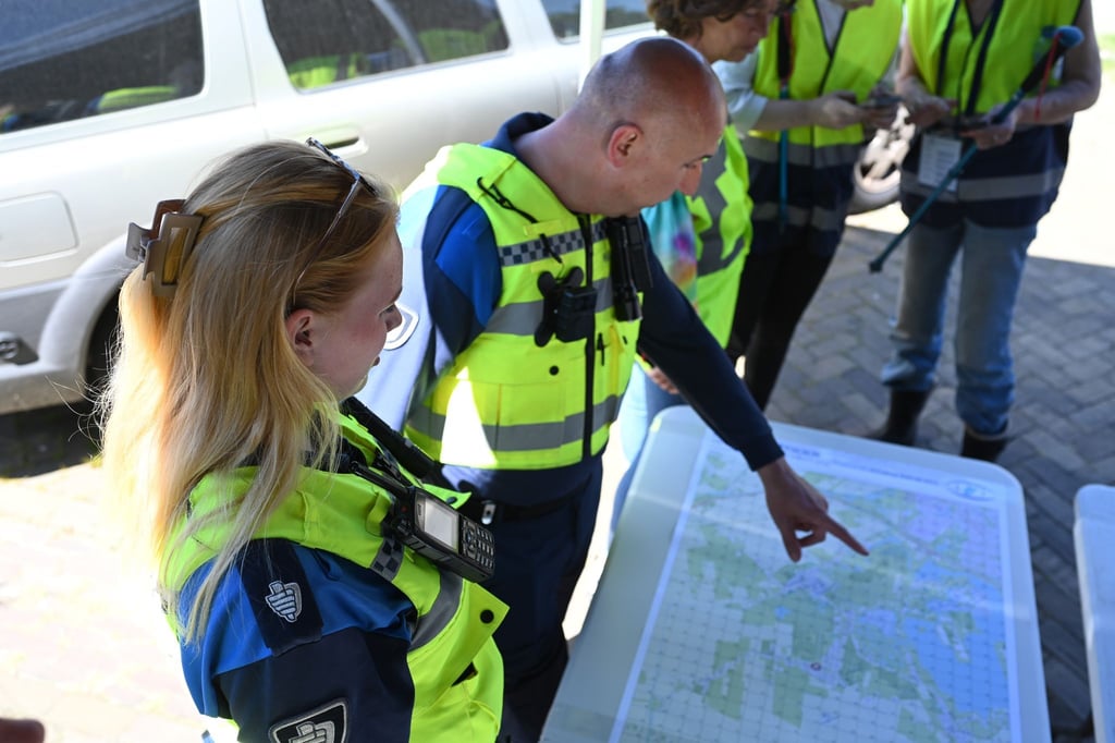 Die Polizei in Ostfriesland bittet bei der Suche nach den vermissten Kindern die Bevölkerung um Mithilfe.