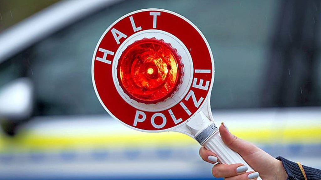 Ohne Führerschein sind mehrere Fahrer in den letzten Tagen auf der A 9 unterwegs gewesen.