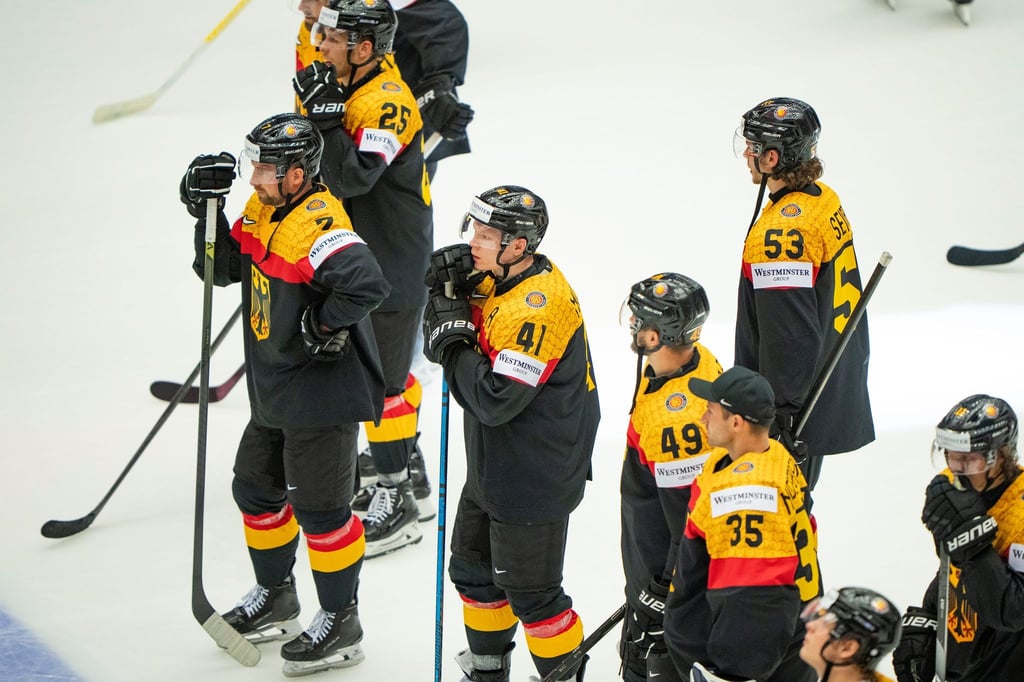 Große Enttäuschung der Eishockey-Nationalspieler nach dem WM-Aus in der Vorrunde.