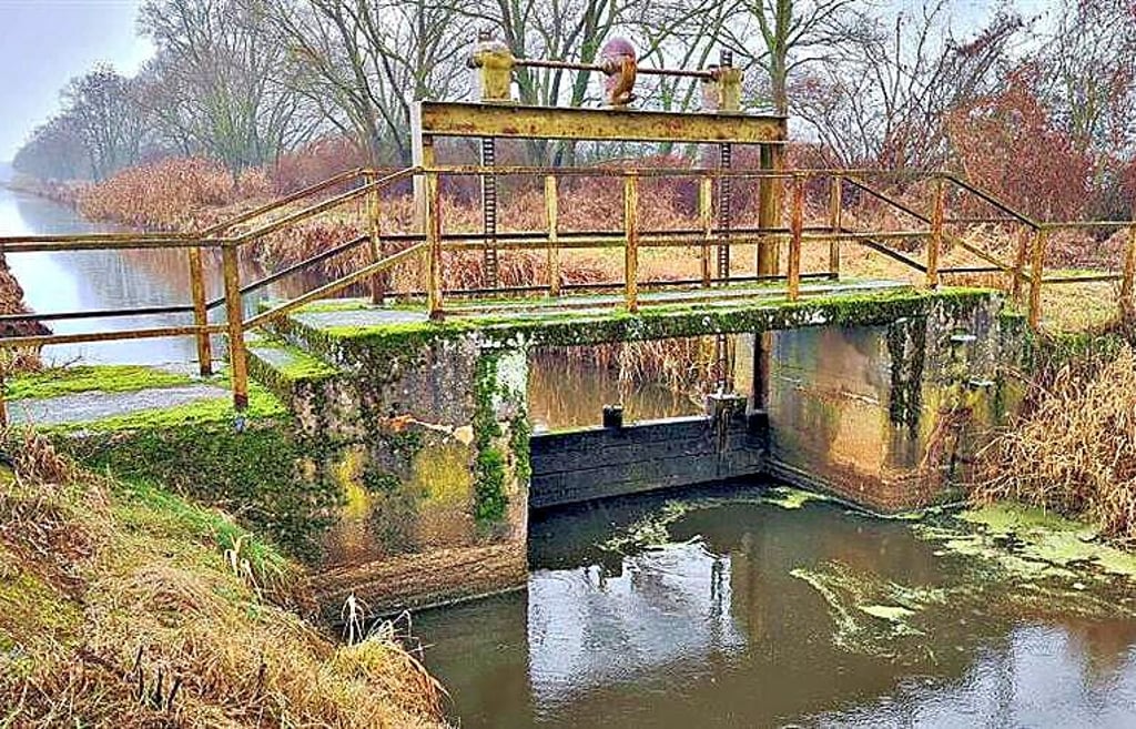 Eine alte Stauanlage bei Salzwedel.