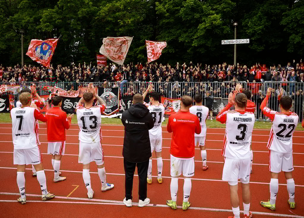Beim Halleschen FC verabschiedet sich ein weiterer Spieler.