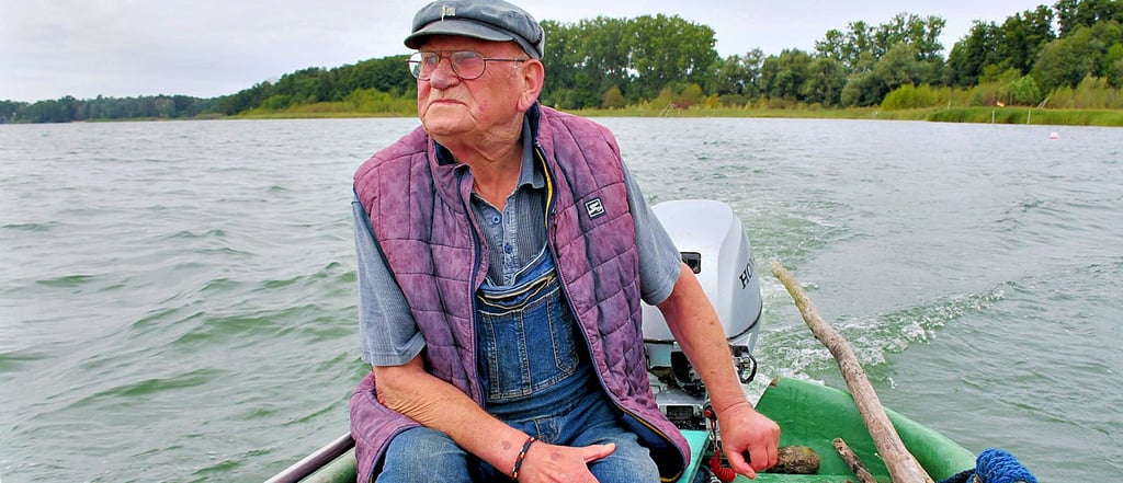 Fischermeister Wilfried Kagel arbeitet seit 56 Jahren auf dem Arendsee.