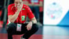 Handball-Trainer Christian Berge ist beim entscheidenden Spiel um die norwegische Meisterschaft zusammengebrochen.