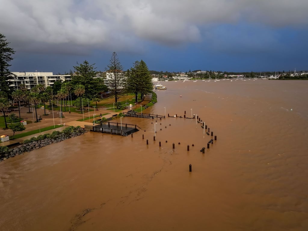 Wasser so weit das Auge reicht: Das Hochwasser an der Ostküste ist verheerend.