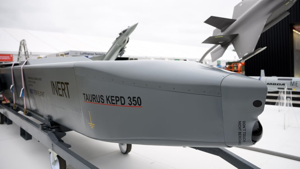Taurus-Marschflugkörper gehören zum Angebot der Luft- und Raumfahrtindustrie.