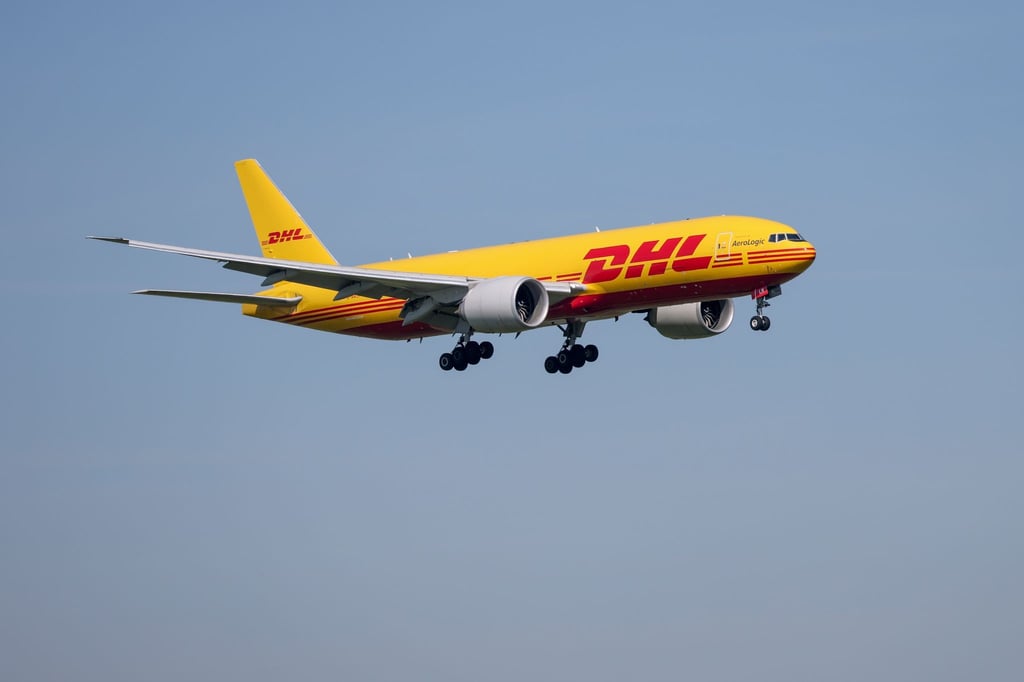 Verdi ruft zu Warnstreik am DHL-Drehkreuz Leipzig auf. (Symbolbild)