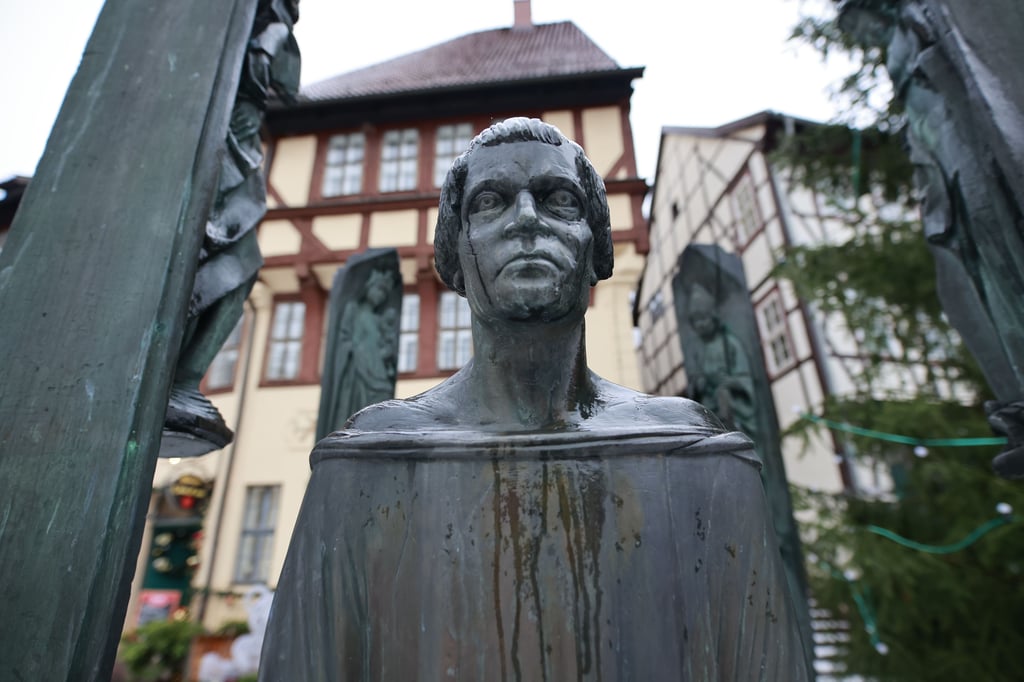 Feiern, schlemmen und spielen wie zu Müntzers Zeiten können Besucher zu den historischen Markttagen in Stolberg.